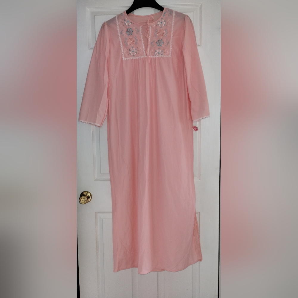 Vintage Spotlight Nightgown